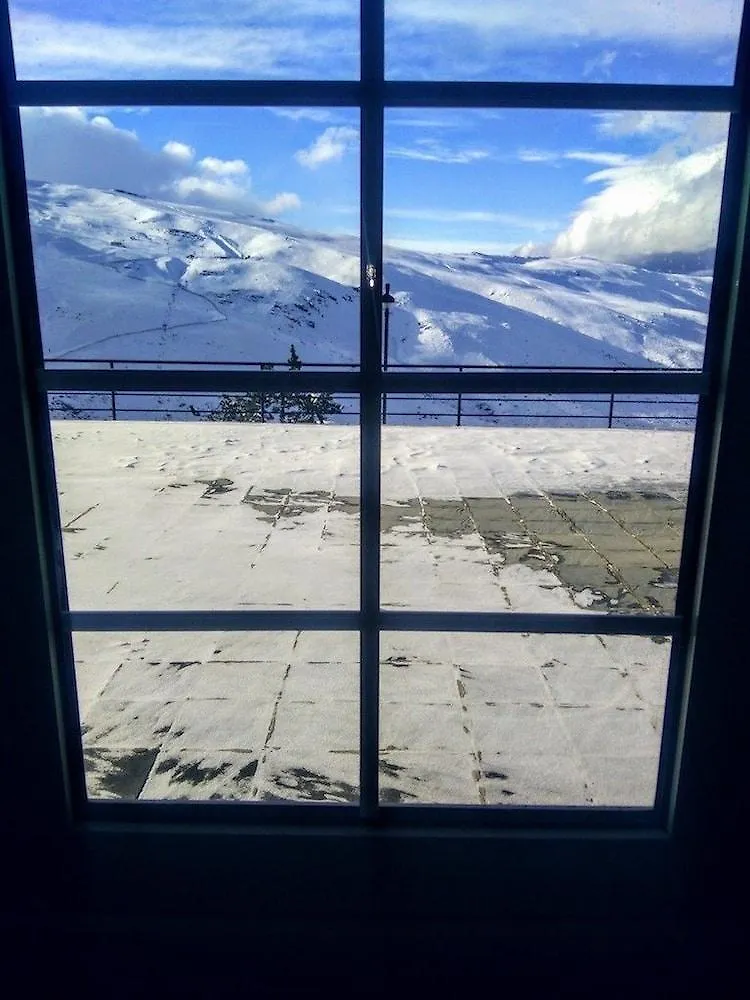 Hotel Montesol Arttyco Sierra Nevada 2*,  Spagna